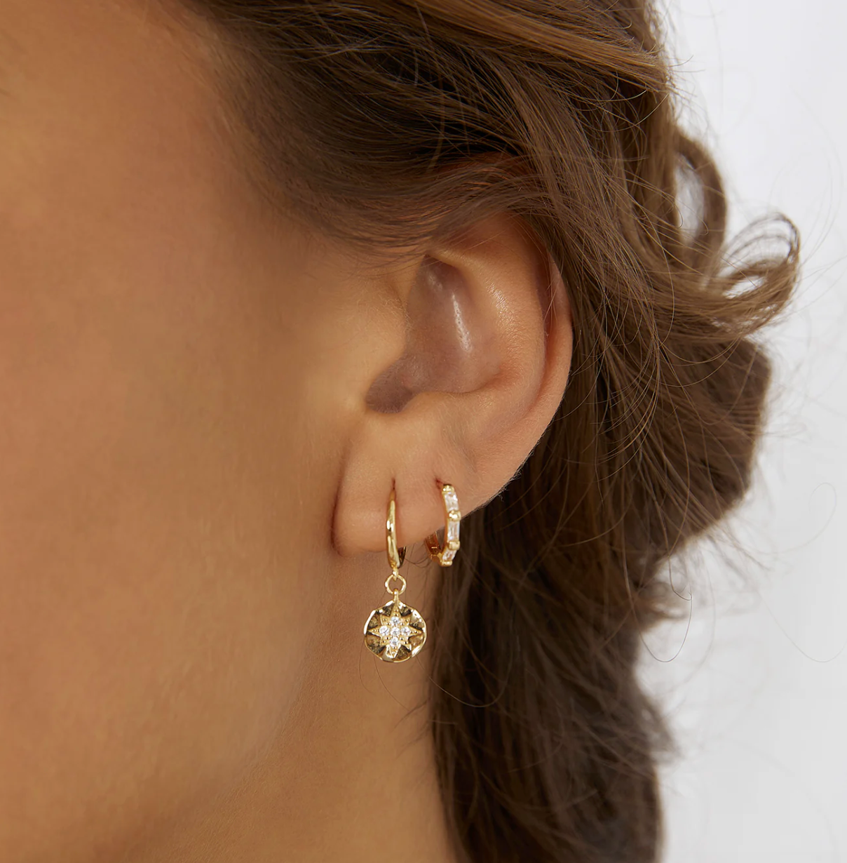 Estrella Gold & Zircon Hoop Huggies