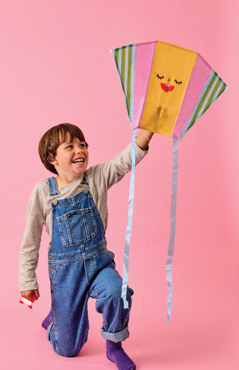 Funny Faces Pocket Kite
