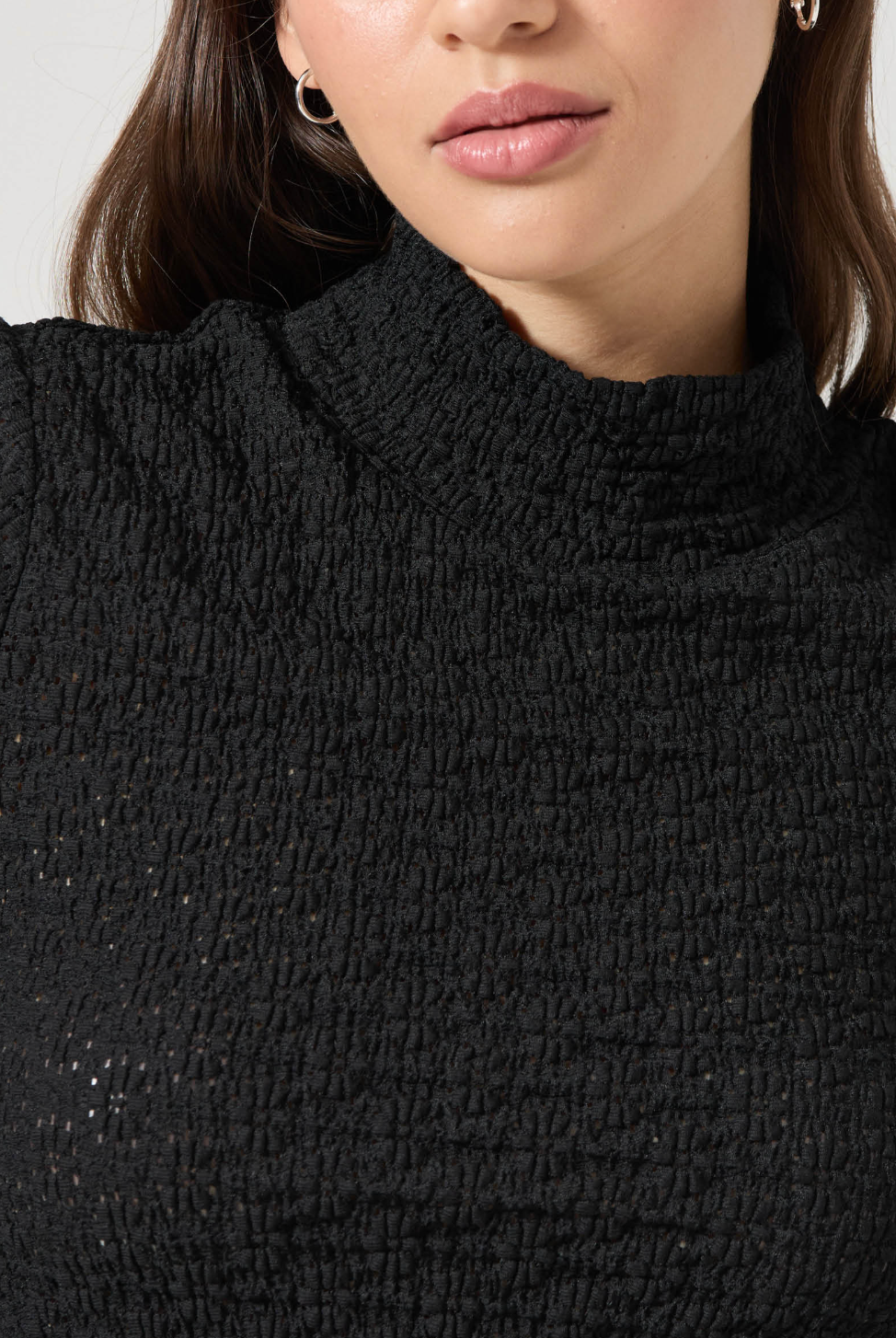 Highneck Daisy Top - Black