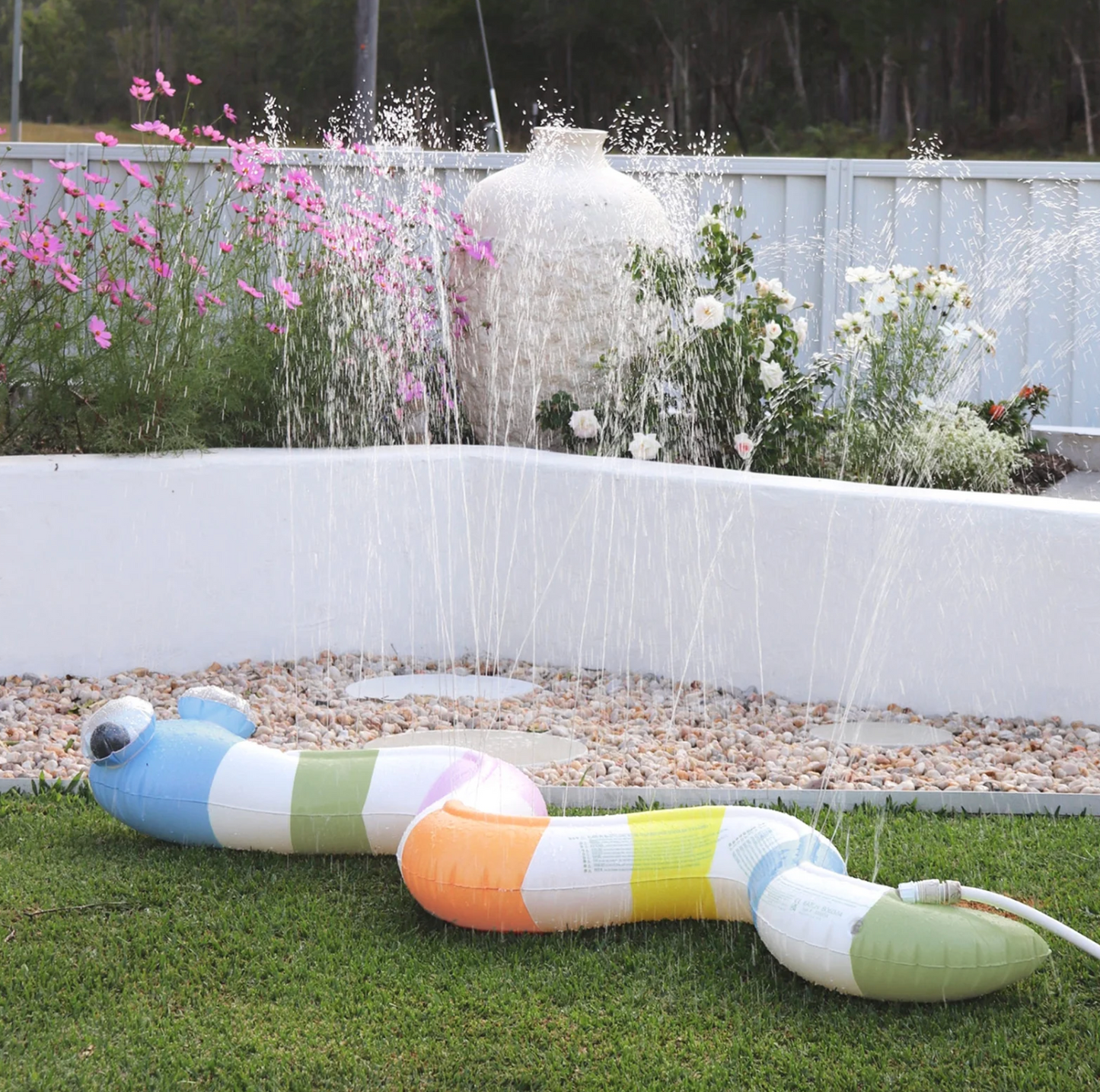 Inflatable Sprinkler - Into the Wild