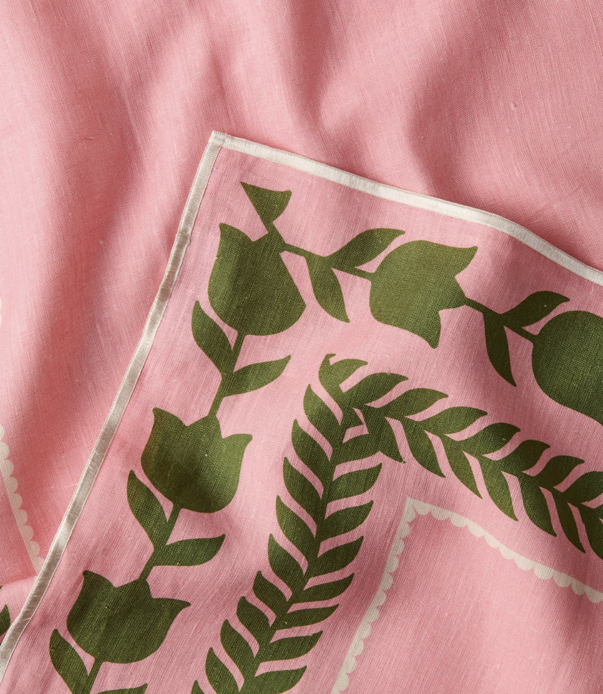 Flower Chain Embroidered Linen 4P Napkin Set