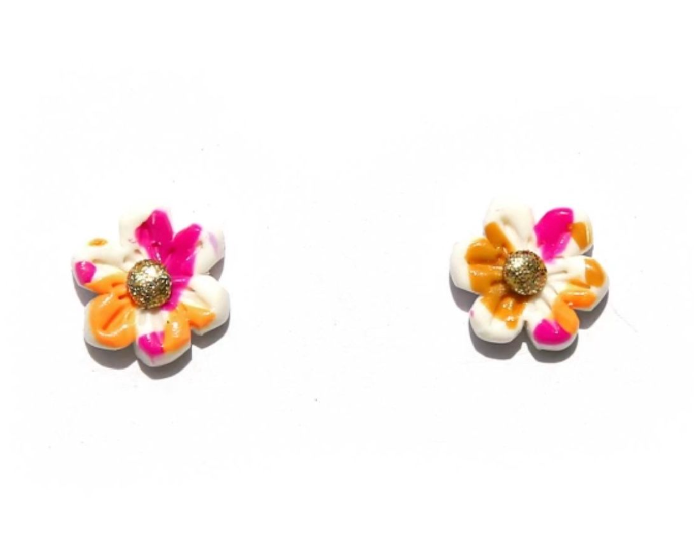 Confetti Daisy Stud Earrings