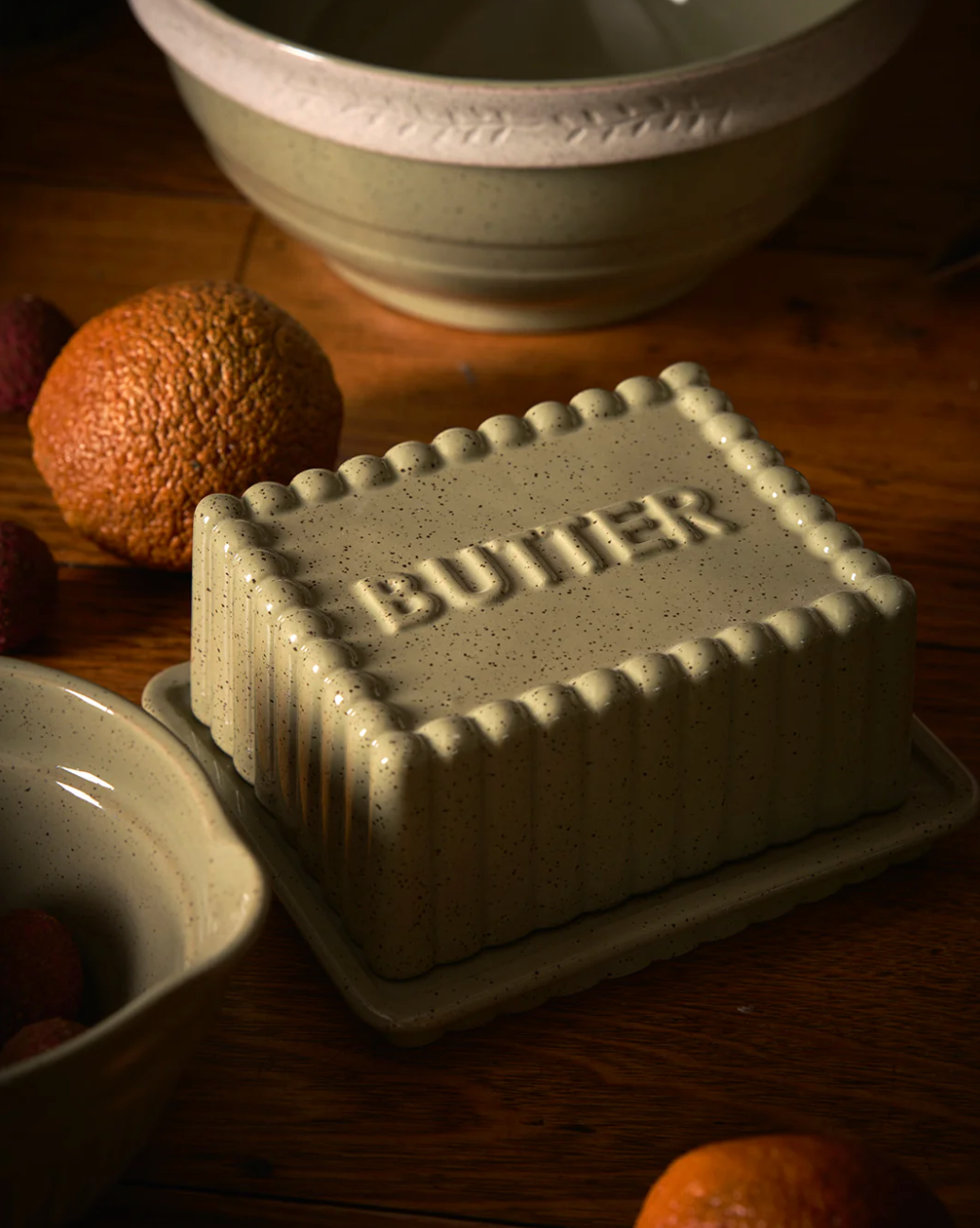 Kitchen Life Butter Dish - Peppercorn