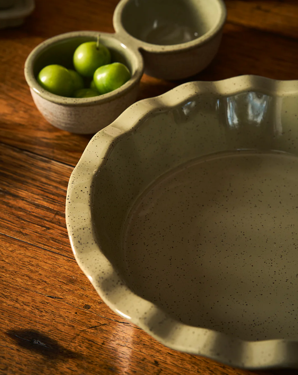 Kitchen Life Pie Dish - Peppercorn