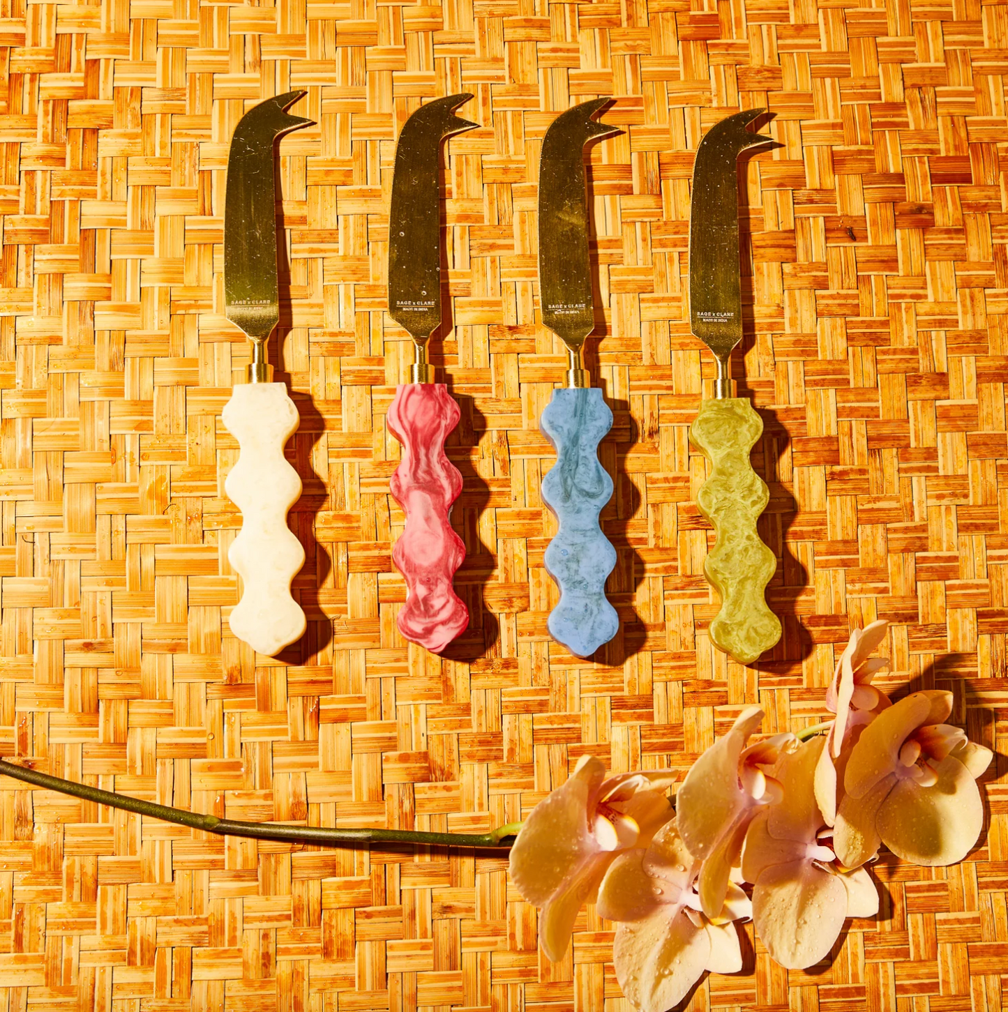 Coco Cheese Knife - Pearl
