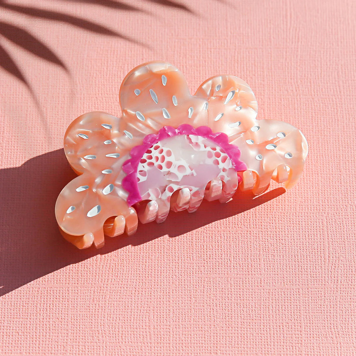 Daisy Hair Claw Clip - Pink