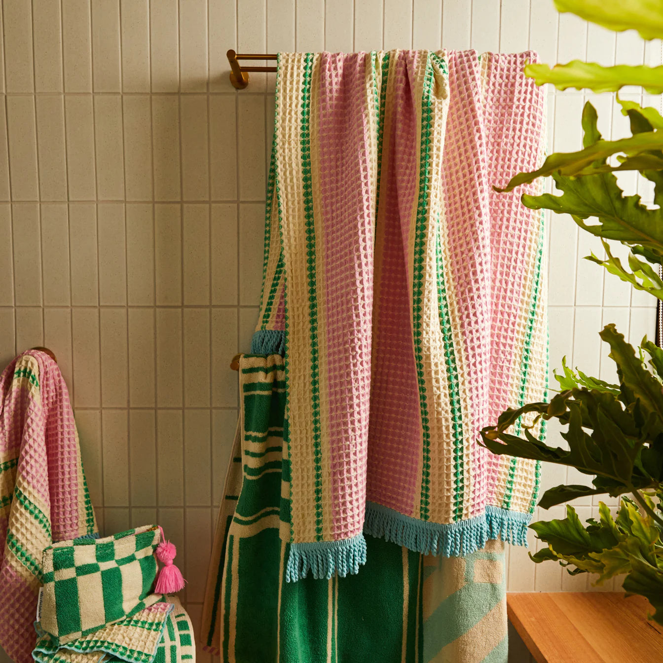 Tishy Waffle Bath Sheet - Dahlia