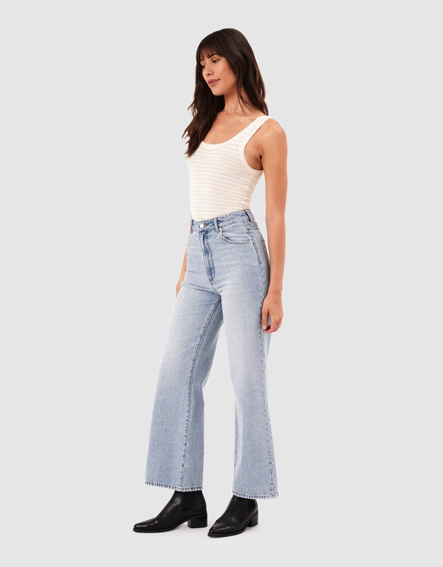 Sailor Scoop Jean - Light Vintage Blue