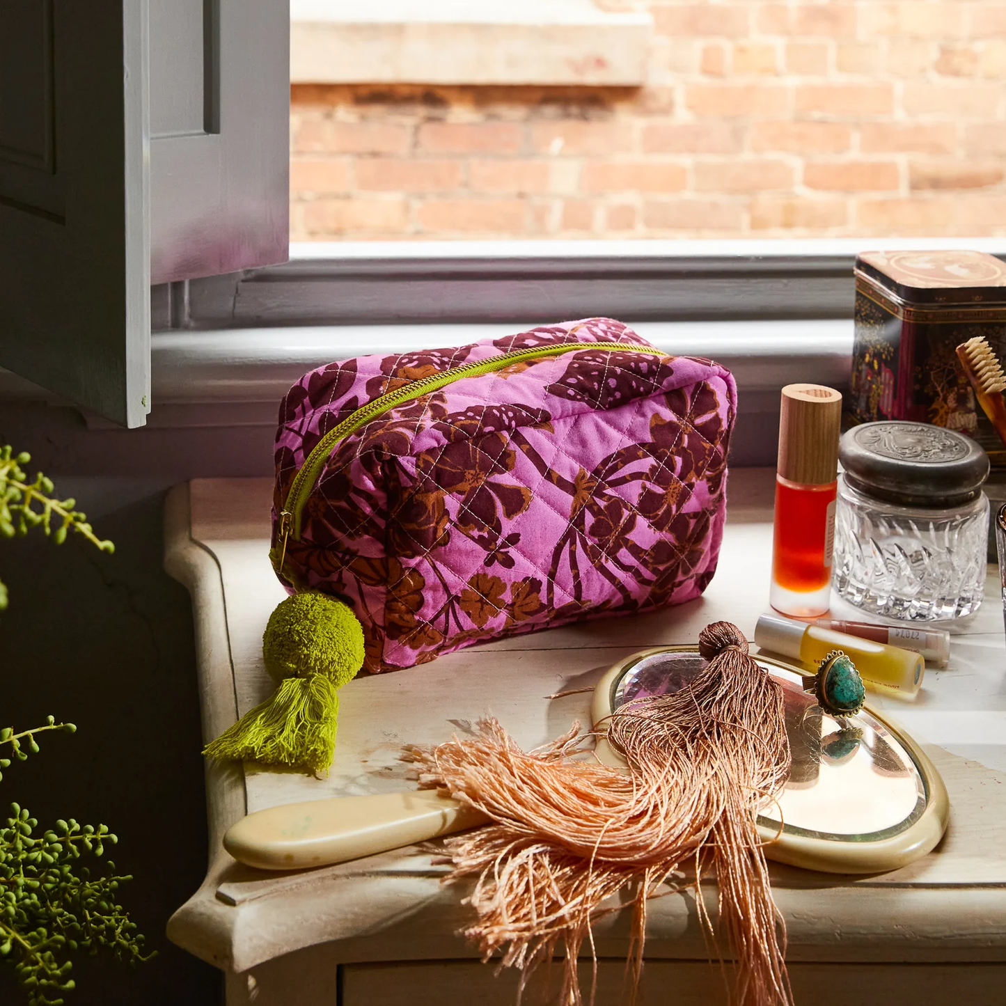 Jeanette Beauty Bag