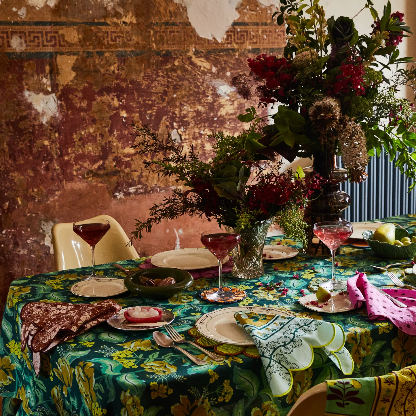 Margot Linen Tablecloth - Forest
