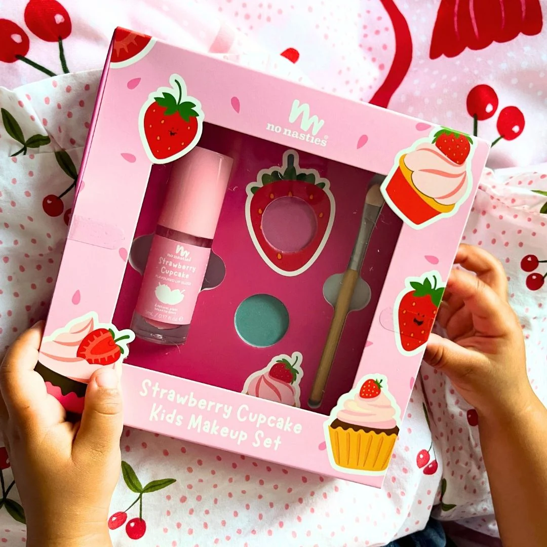 Strawberry Cupcake Natural Makeup - Gift Set