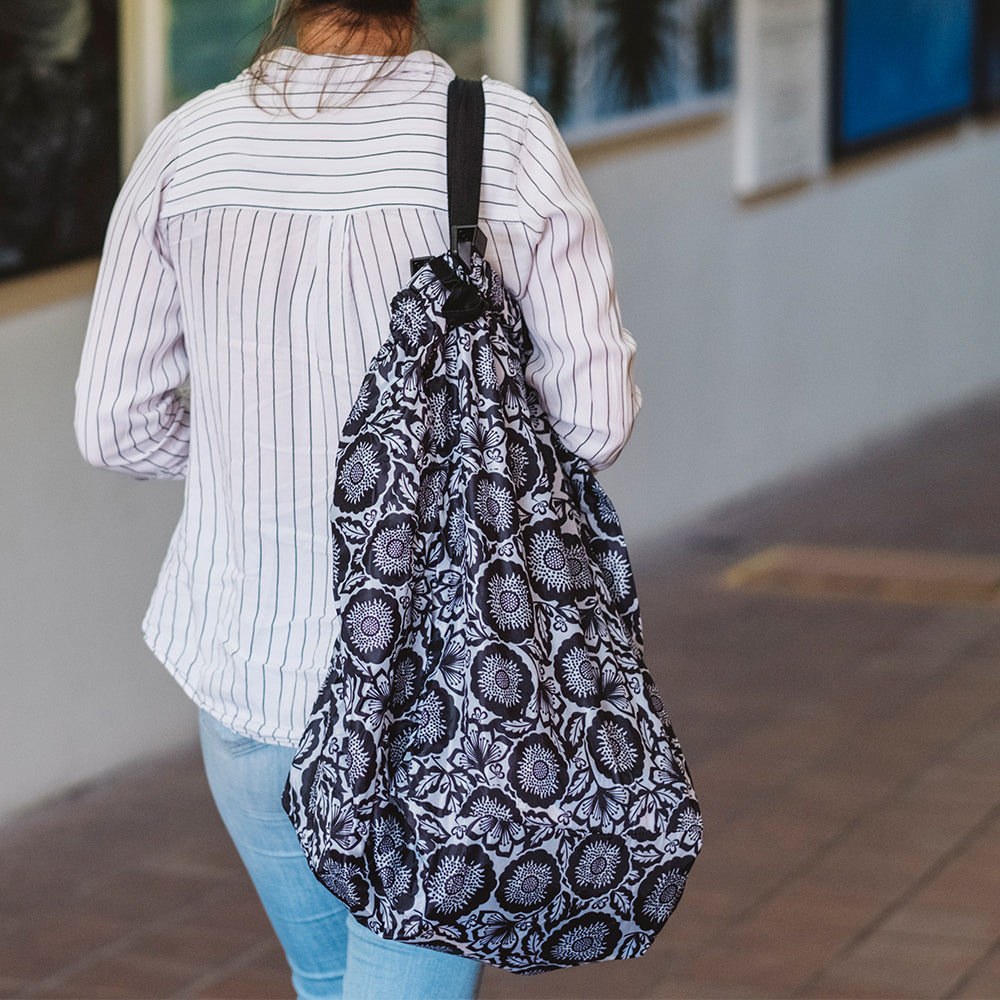 Shopping Trolley Bag - Black Floral
