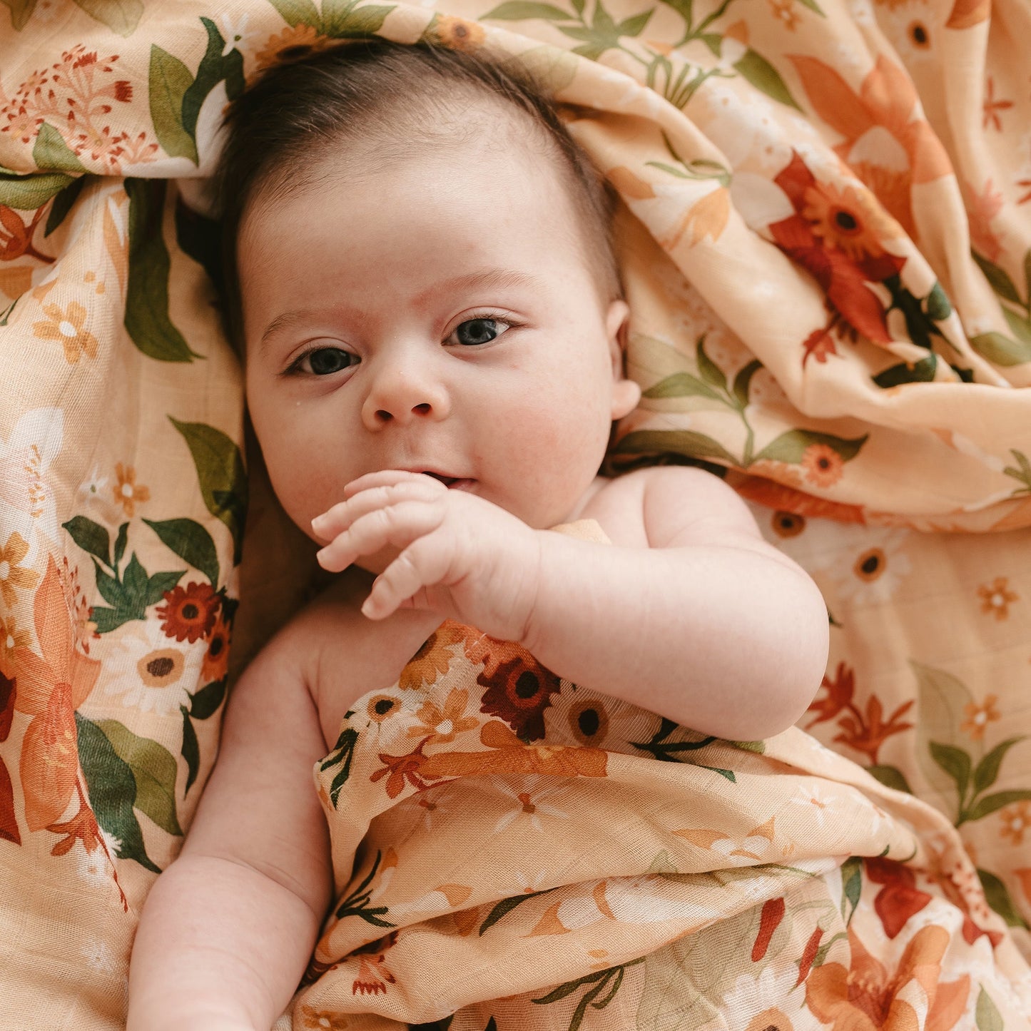 BabyBookFloral_Swaddle-1_699be183-4e71-4a5f-a36a-1390cf7dda23.jpg