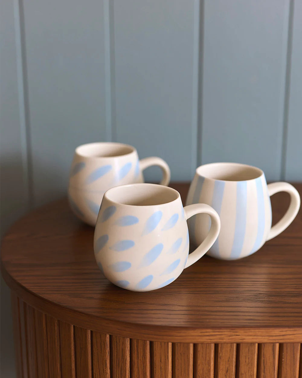 Hug Me Mug Set of 4 / Forget Me Not