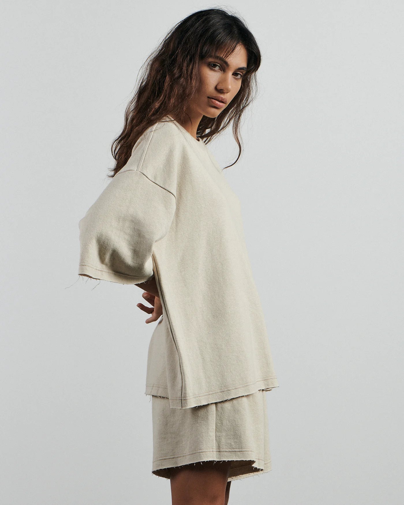 The Oversized Tee Sweat - Wheat