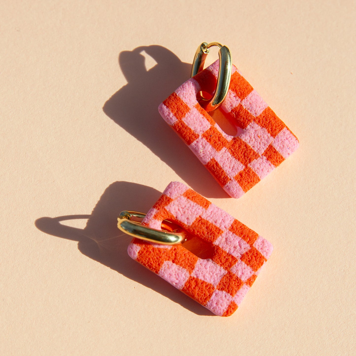 Neo Hoop Earrings - Orange Pink/Gold
