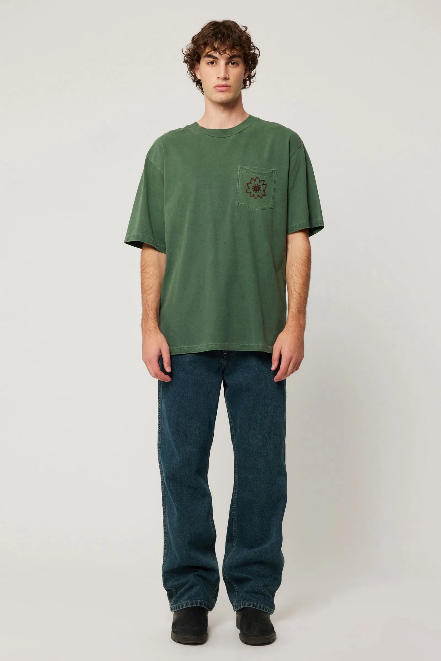 Embroider Pocket Tee - Thyme