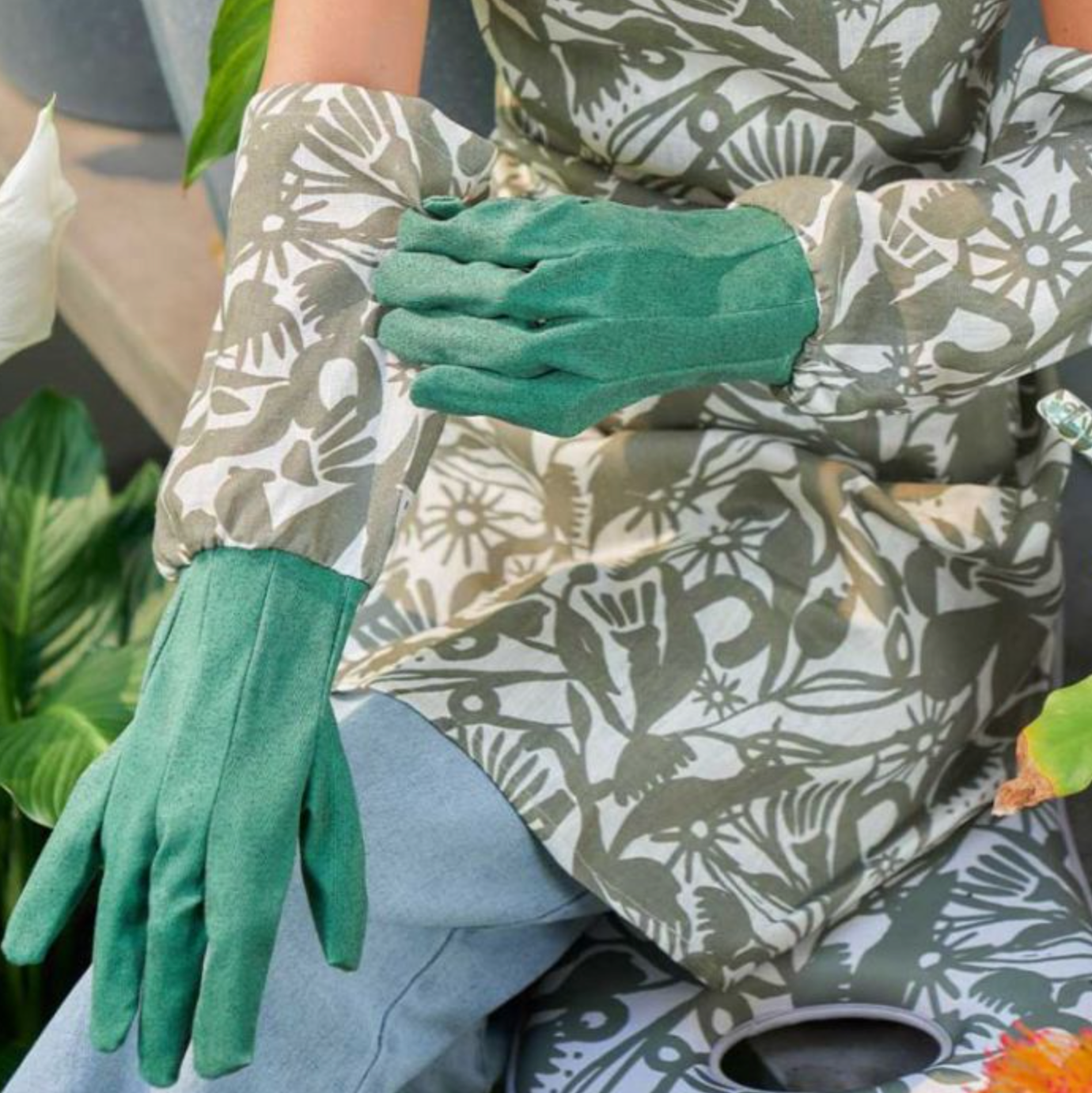 Long Sleeve Garden Gloves - Linen - Abstract Gum