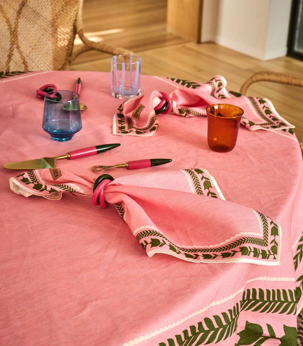 Flower Chain Embroidered Tablecloth