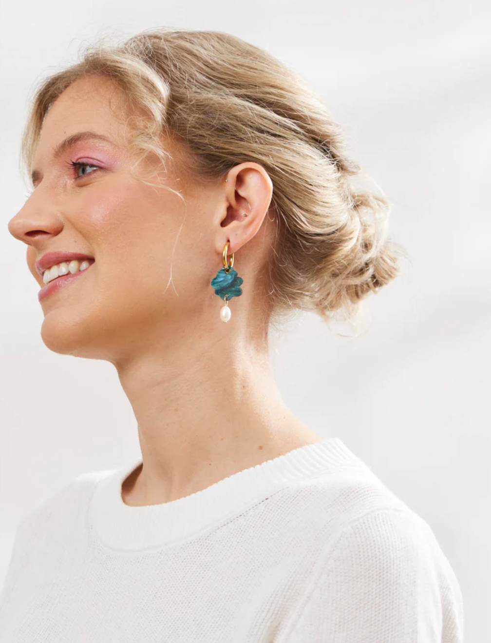 Cloud and Pearl Earrings - Emerald