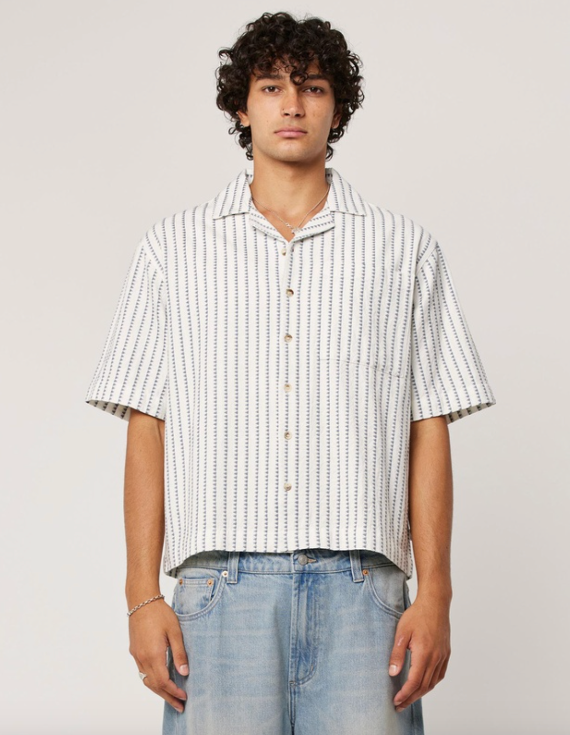 Forward Bowler Shirt - Vintage White
