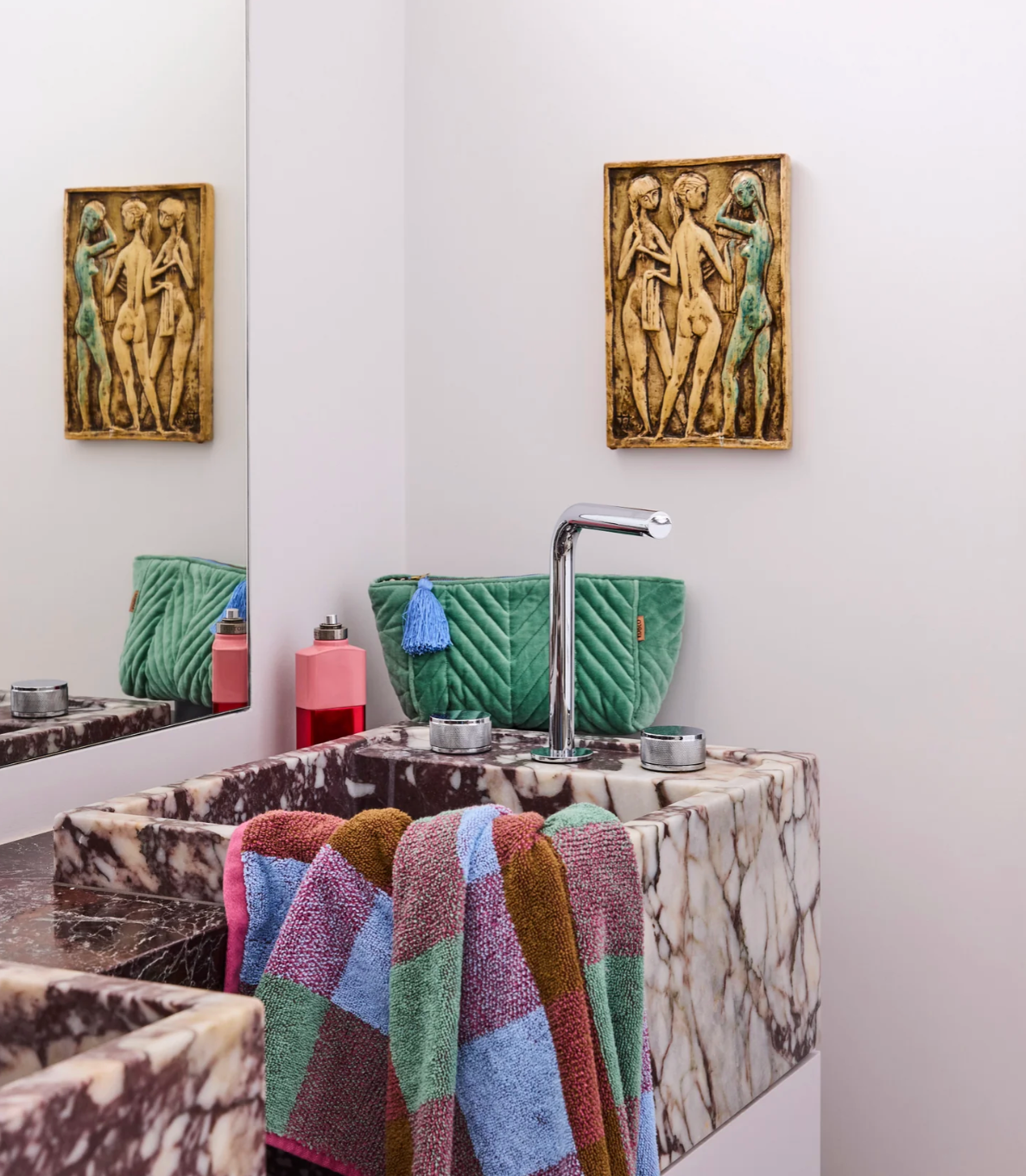 Seabed Velvet Toiletry Bag