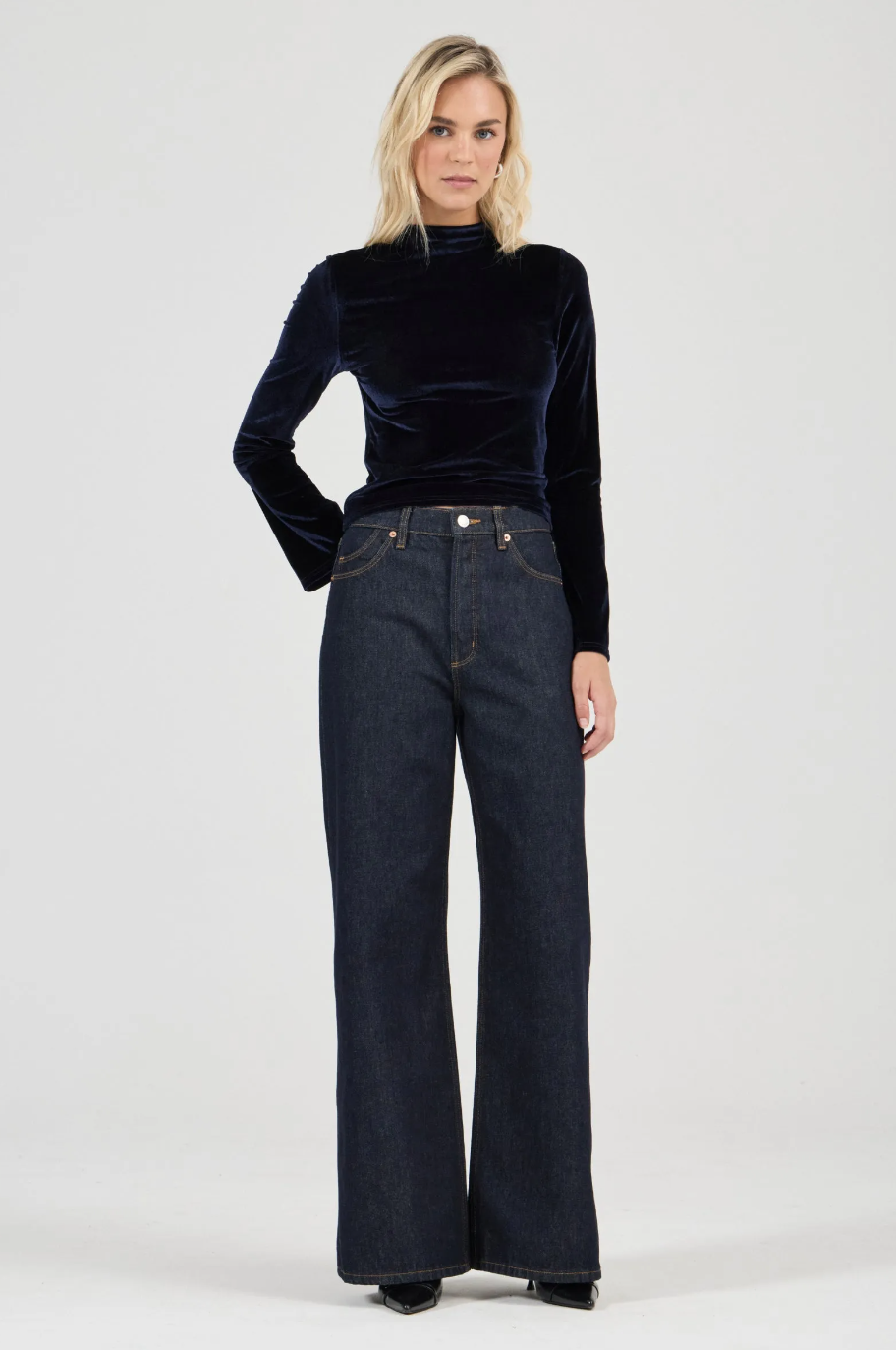 Cameo Long Sleeve Top Velvet - Midnight