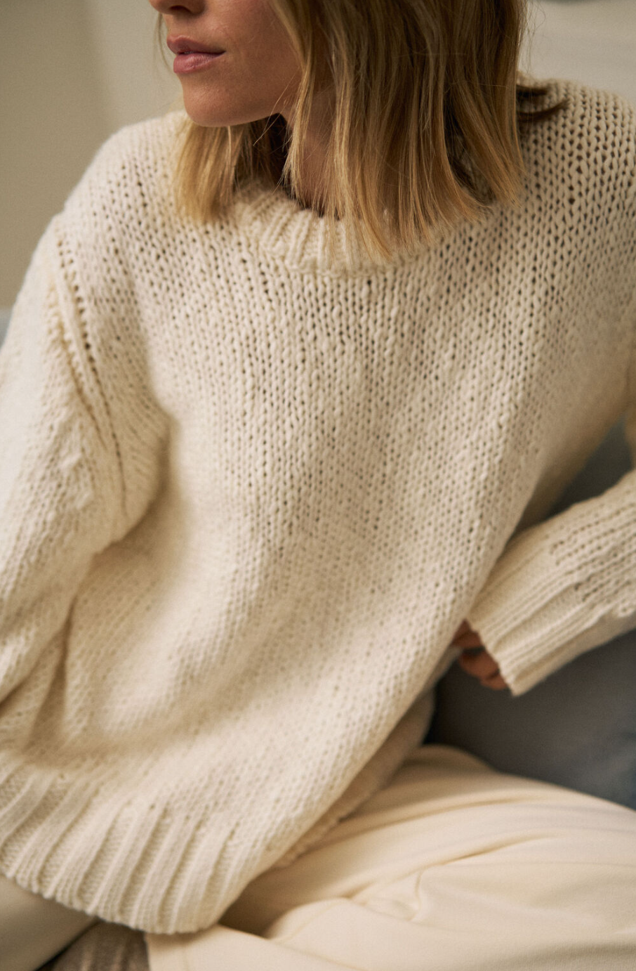 Sage Chunky Knit Crew - Marshmallow