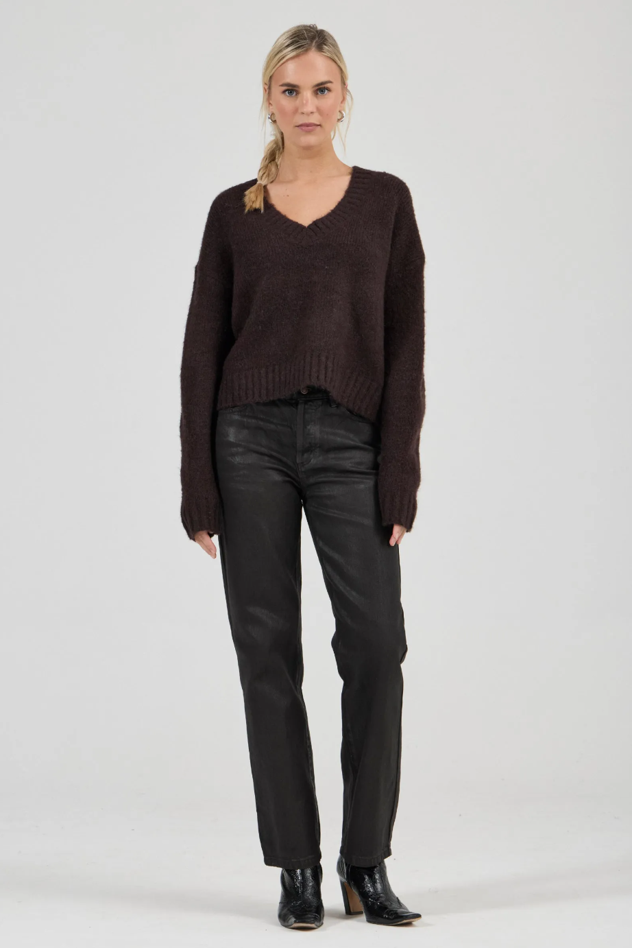 Tomboy V Neck Knit - Espresso
