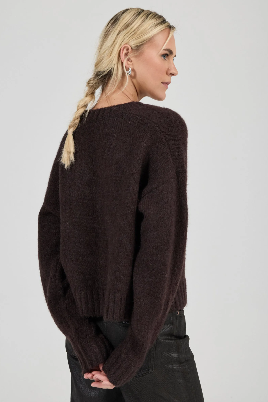 Tomboy V Neck Knit - Espresso