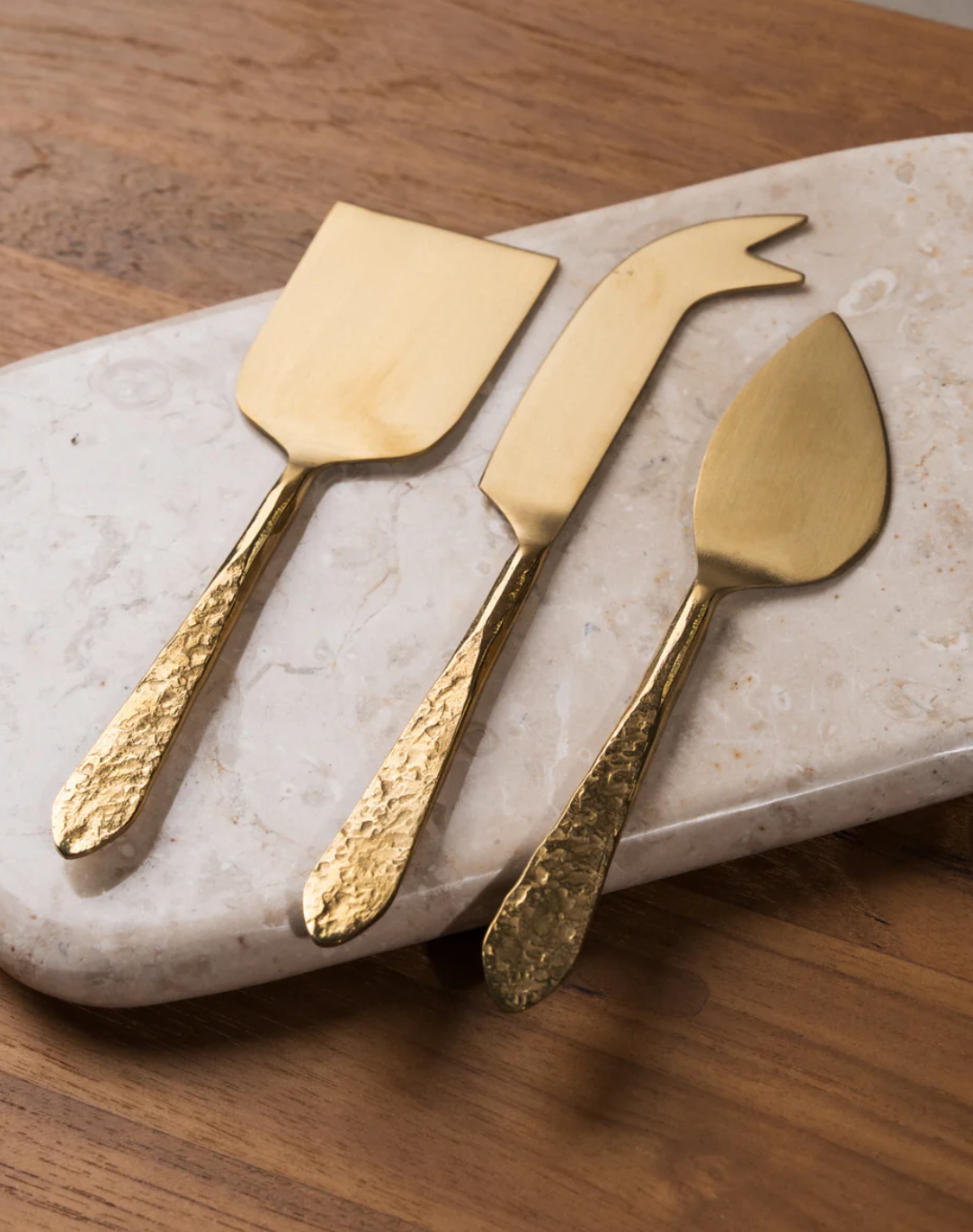 Mira Textured Brass Cheese Set