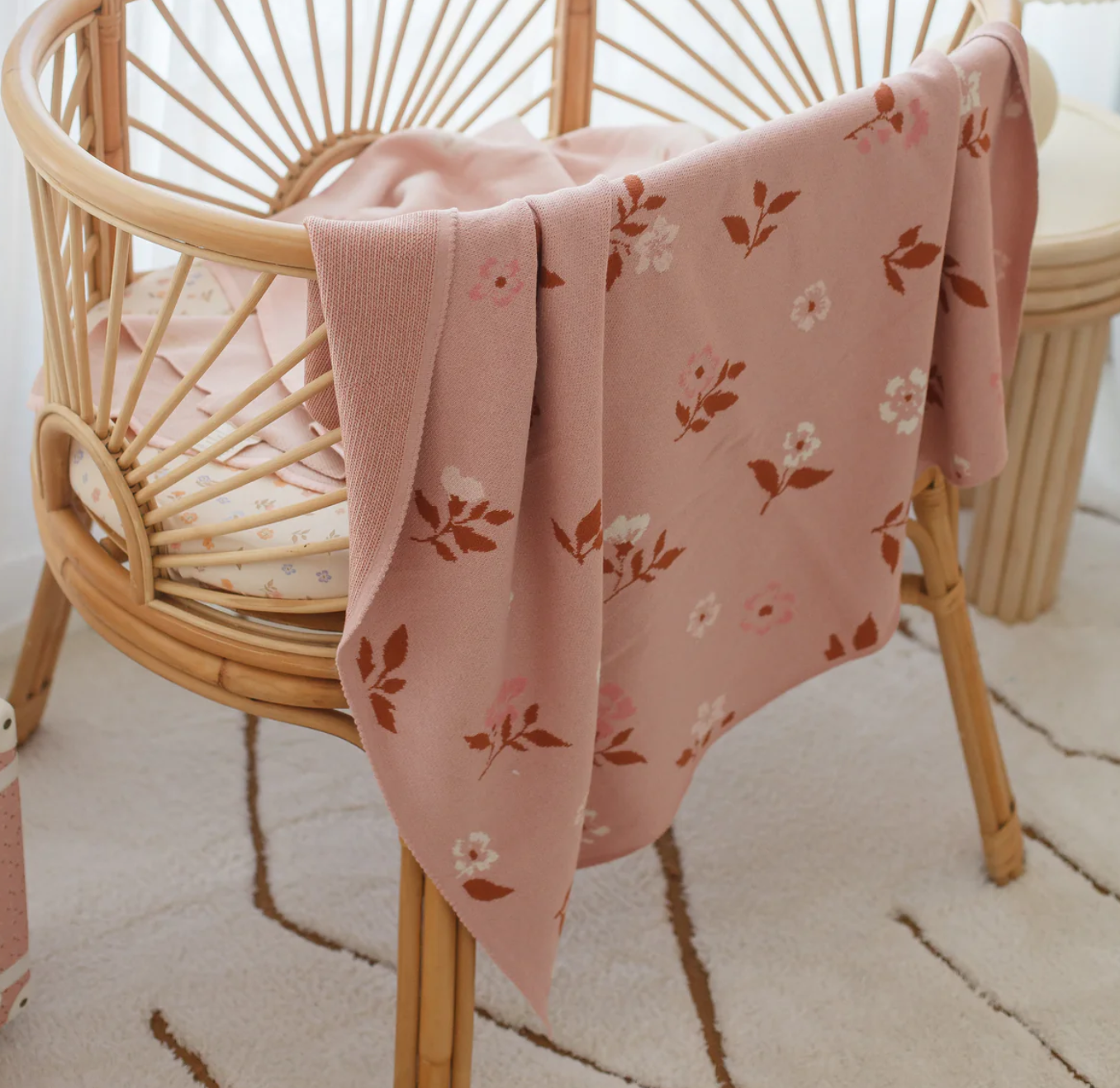Peony Luxe Knitted Blanket