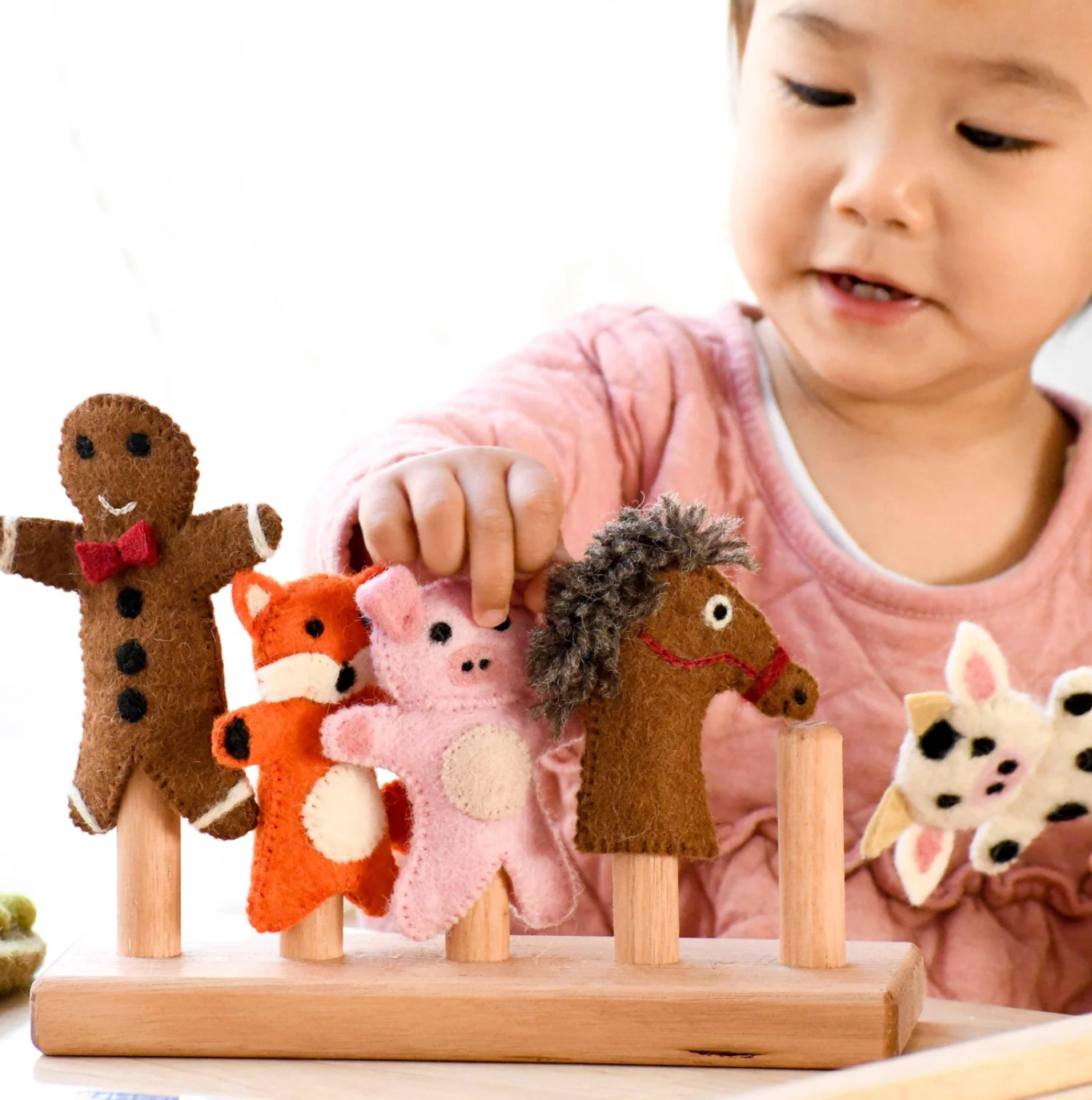Finger Puppet Stand (5 Rods)