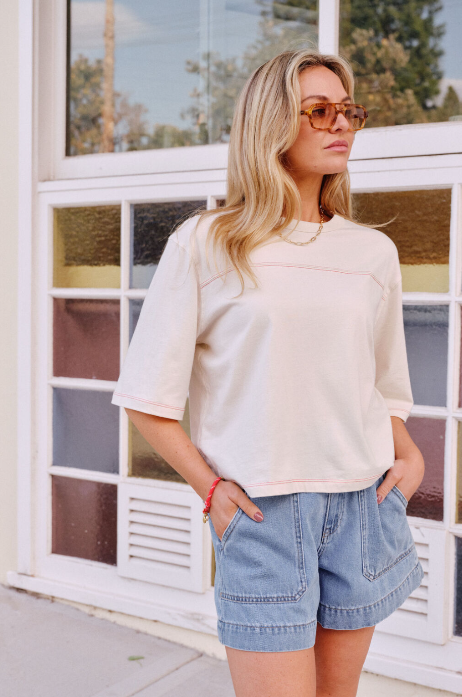 Devon Slouchy Seam Tee - Buff/Red Stitch