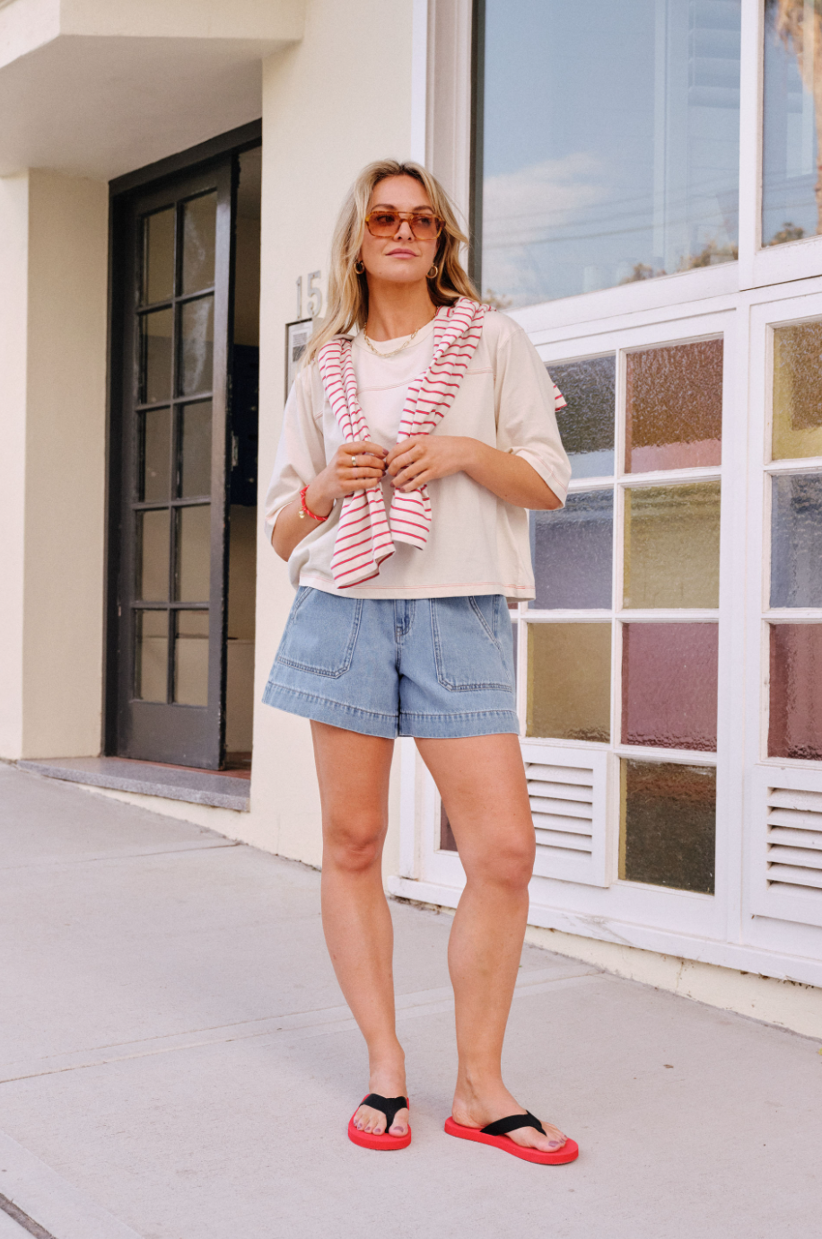 Devon Slouchy Seam Tee - Buff/Red Stitch