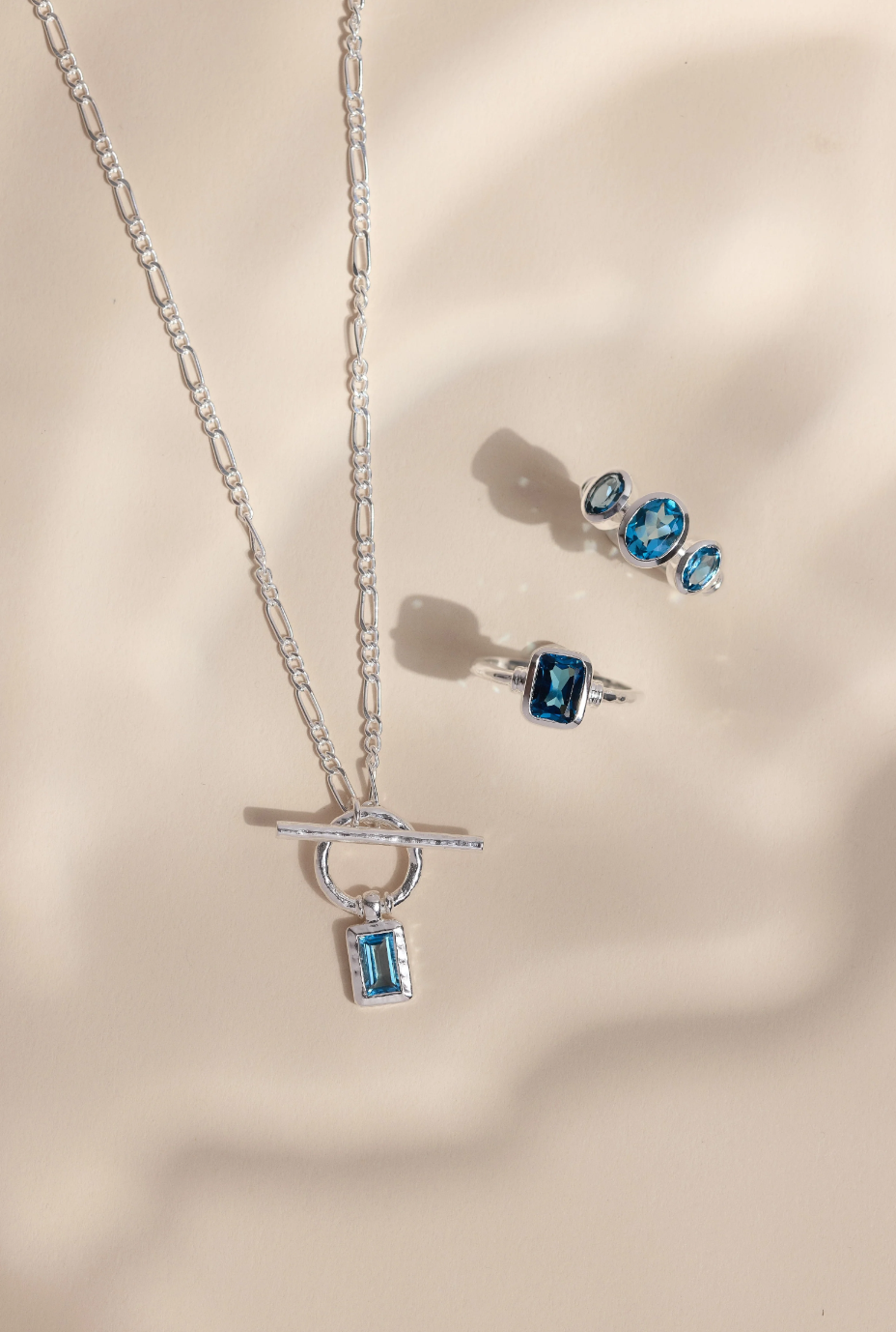Blue Topaz Silver Toggle Necklace