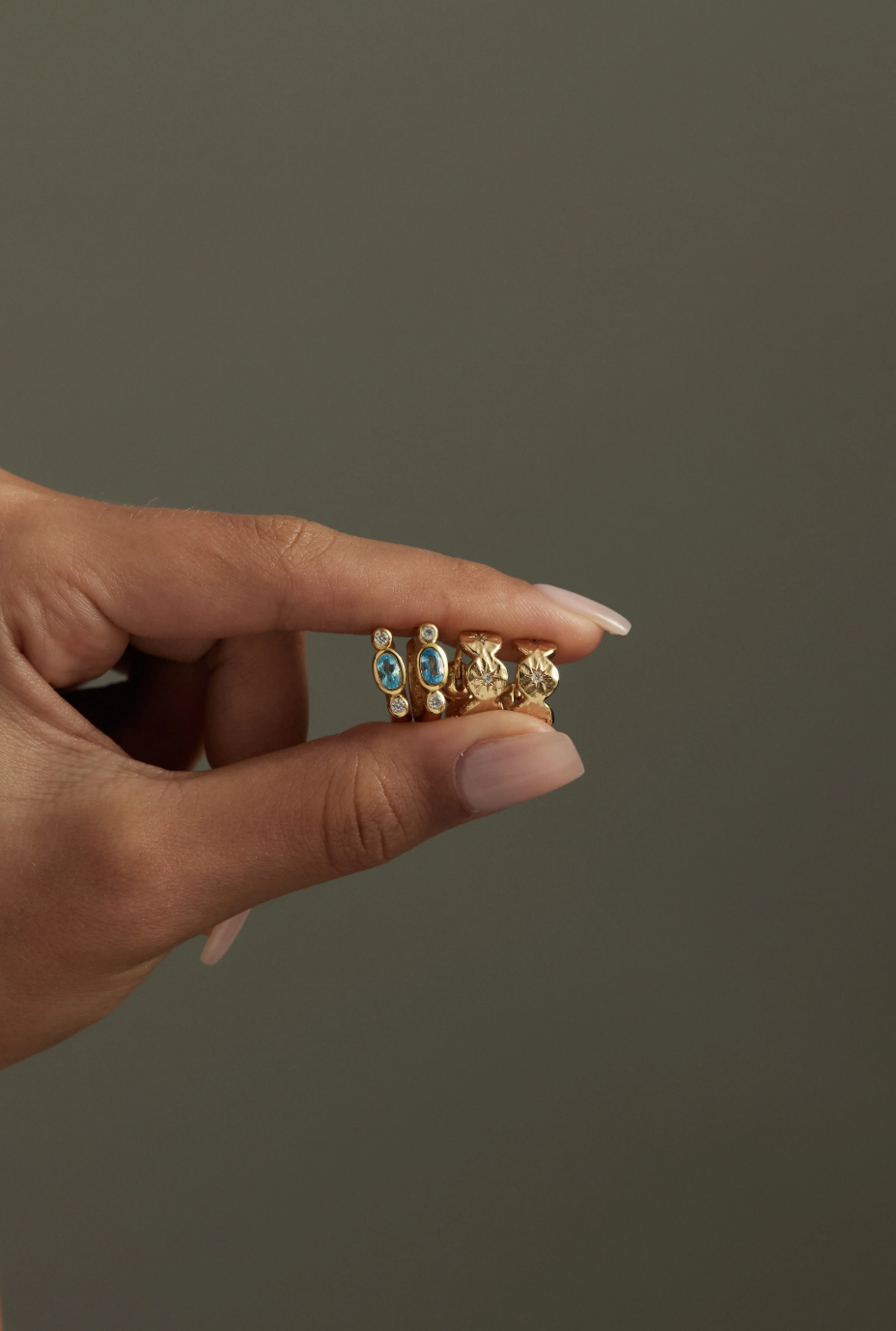 Ètoile Gold Hoops
