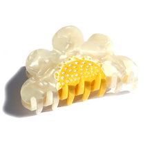 Daisy Flower Hair Claw Clip - White