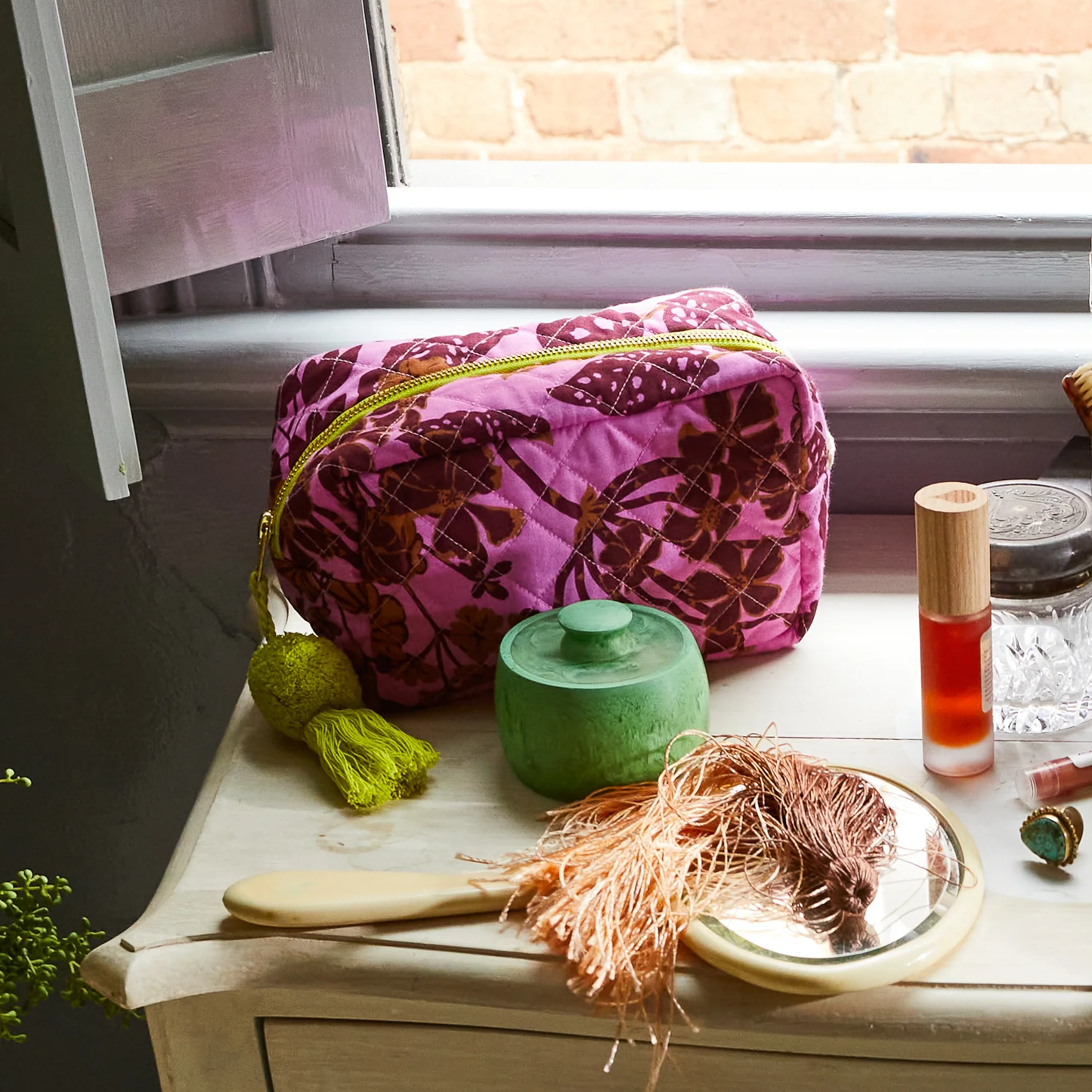 Jeanette Beauty Bag