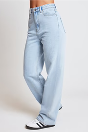 Organic Relaxed Leg Jean - Clear Blue