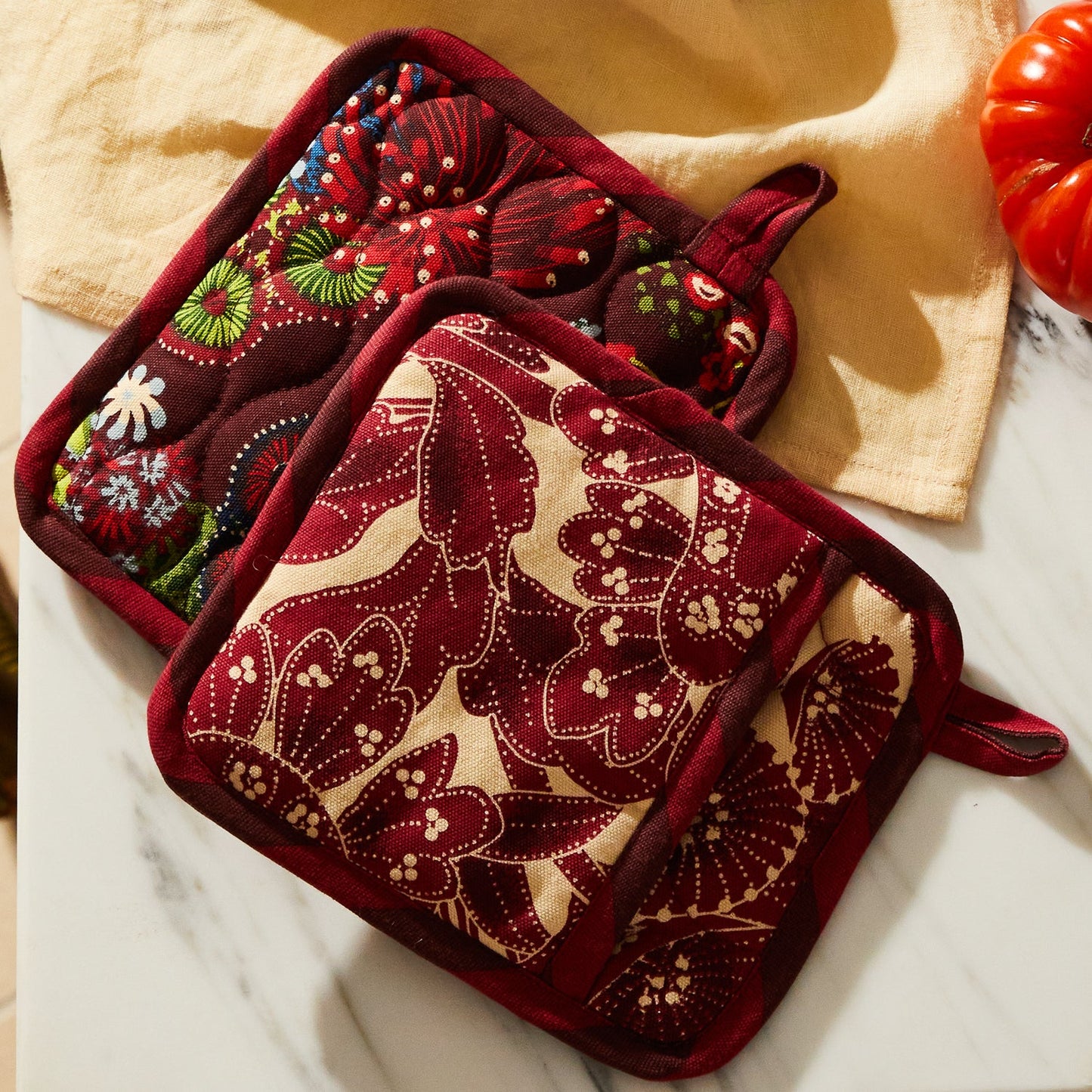 Cora Pot Holder Set of 2