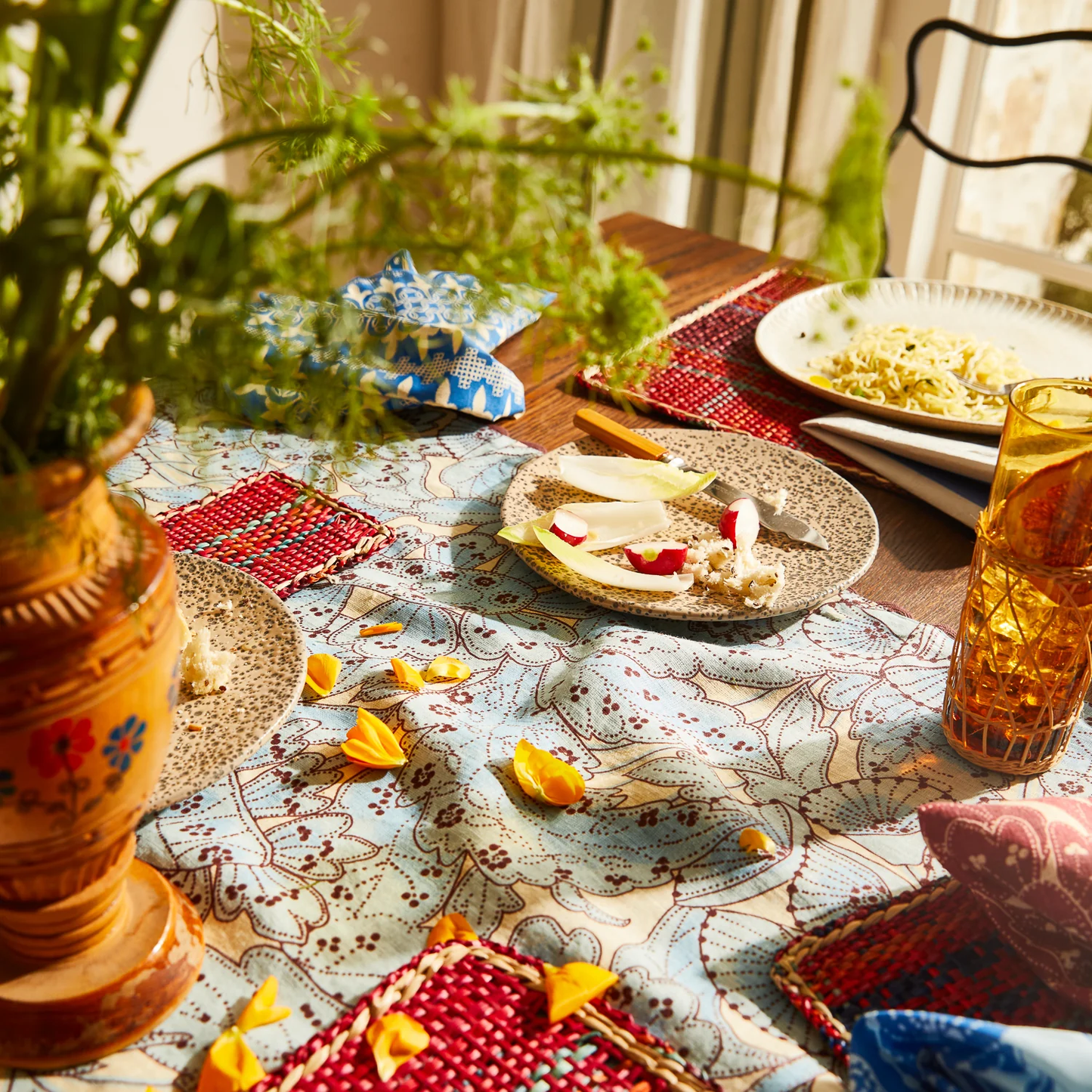 Lucia Tablecloth - Cerulean