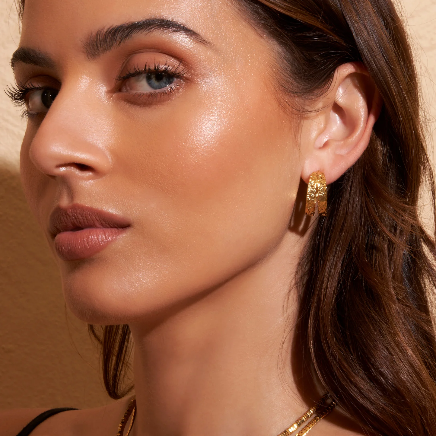 Elodi Gold Hoop Earrings