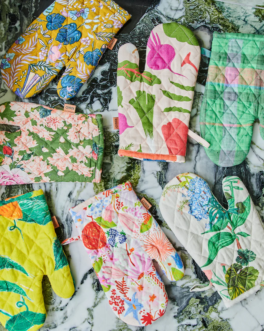 Meandering Meadow Oven Mitt