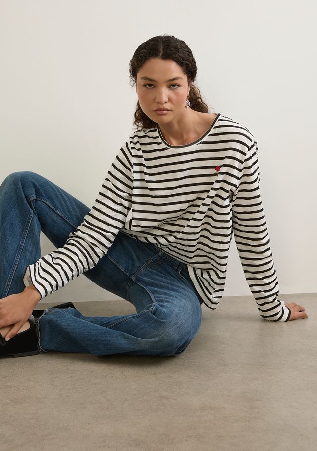 North Long Sleeve Tee