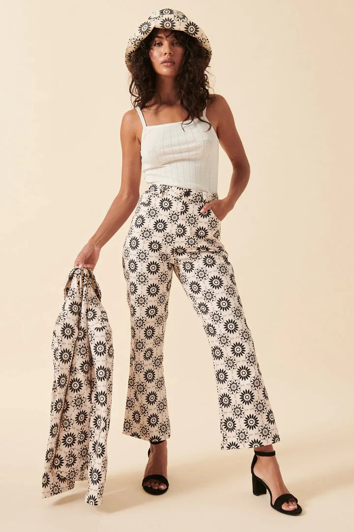 Plaza Bootcut Cropped Pant