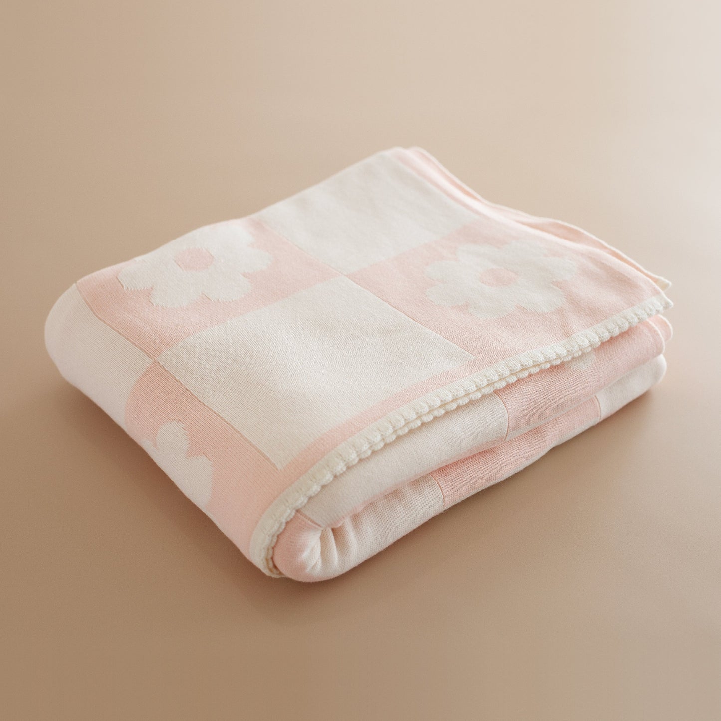 Daisy Grid Reversible Throw Blanket