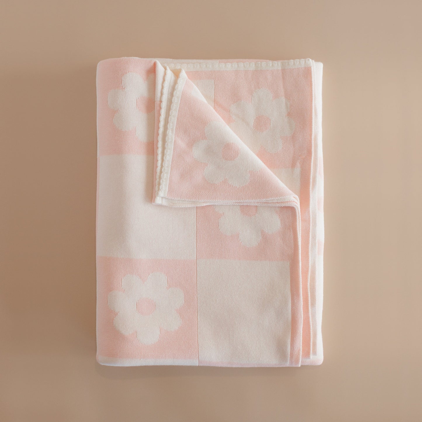 Daisy Grid Reversible Throw Blanket