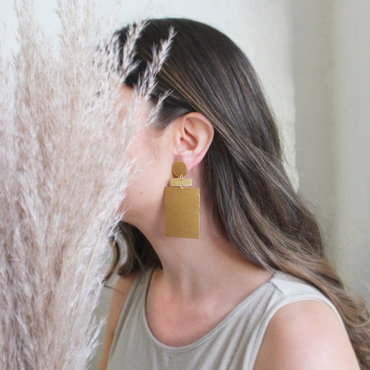 Zev Earrings - Gold