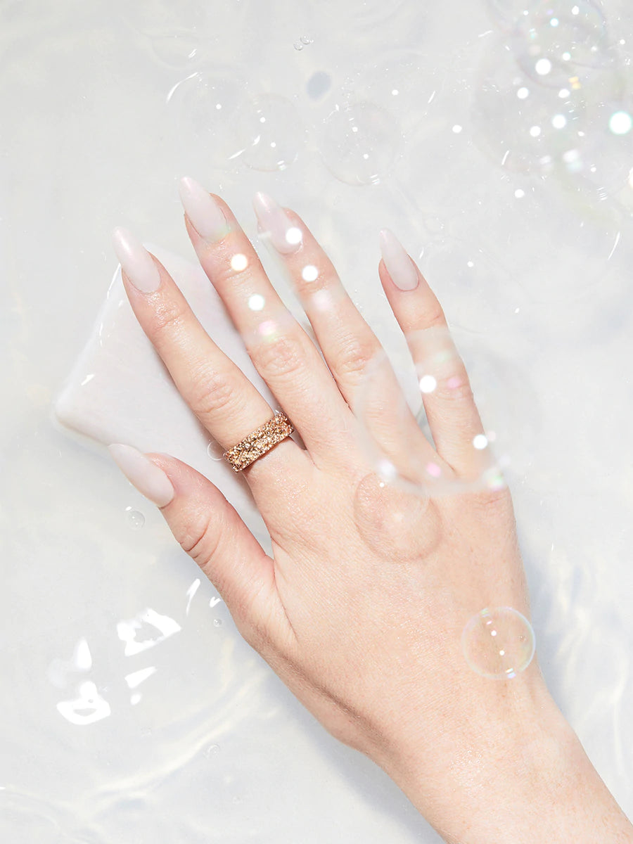 Nail Polish in Low Maintenance